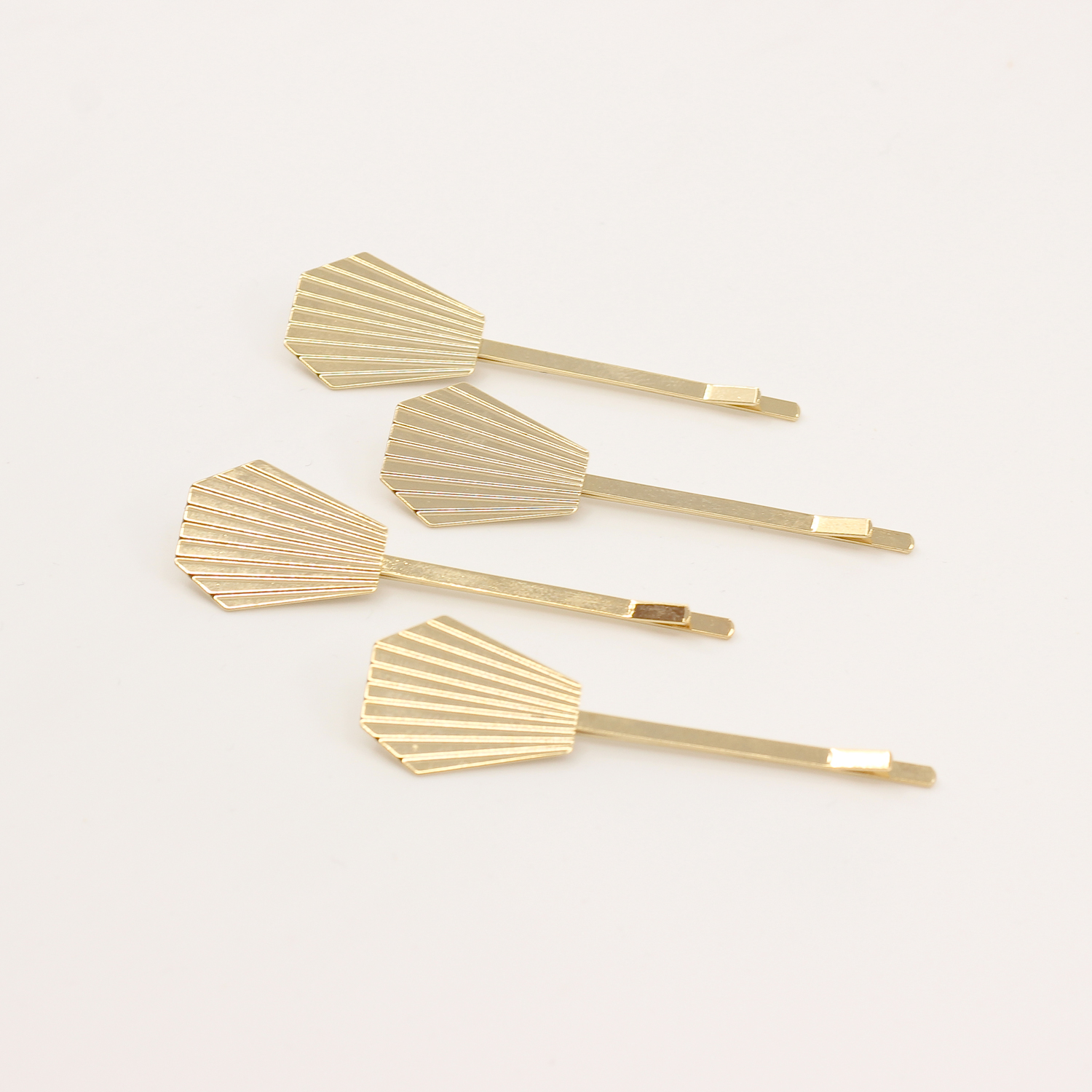 bonjour-aimee-barrette-cheveux-scarlett-carre